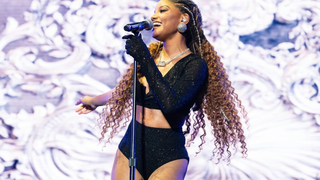 watch-halle-bailey’s-heavenly-video-for-debut-solo-single-‘angel’