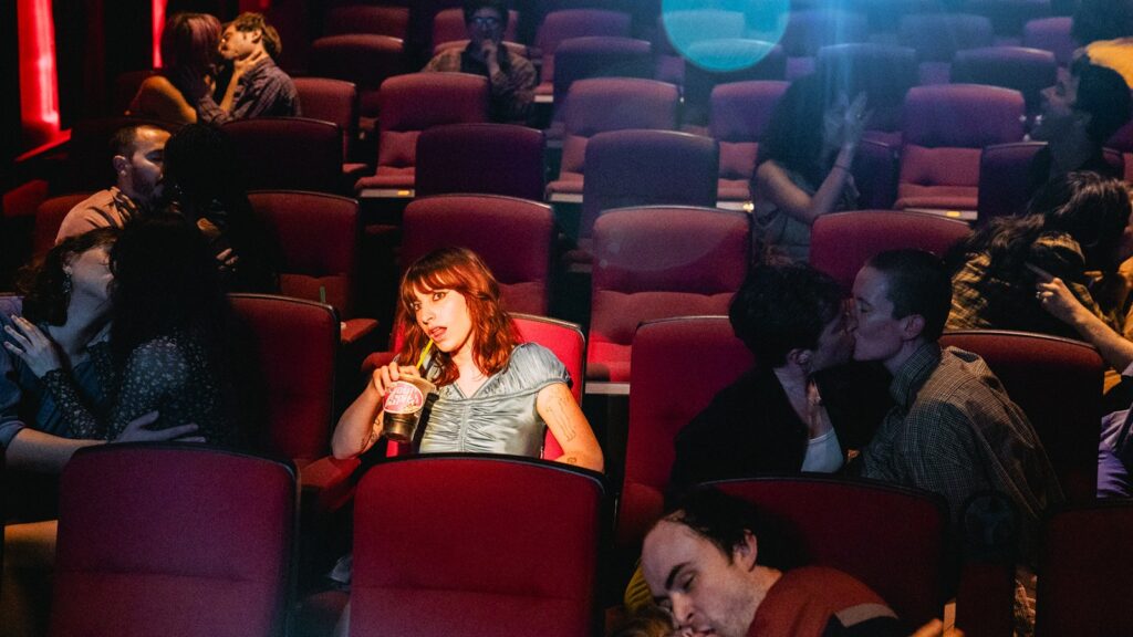 ian-sweet-releases-new-song-‘mostly-about-making-out,’-enlists-‘snl’-star-sarah-sherman-for-video