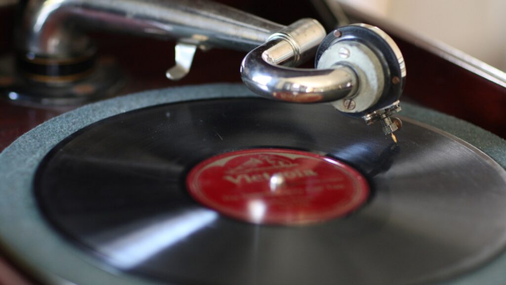 record-labels-file-$412-million-copyright-infringement-lawsuit-against-internet-archive