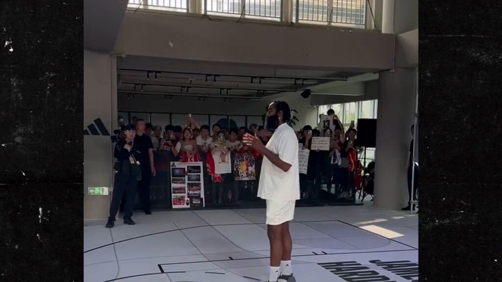 james-harden-blasts-‘liar’-76ers-pres-daryl-morey,-won’t-play-in-philly
