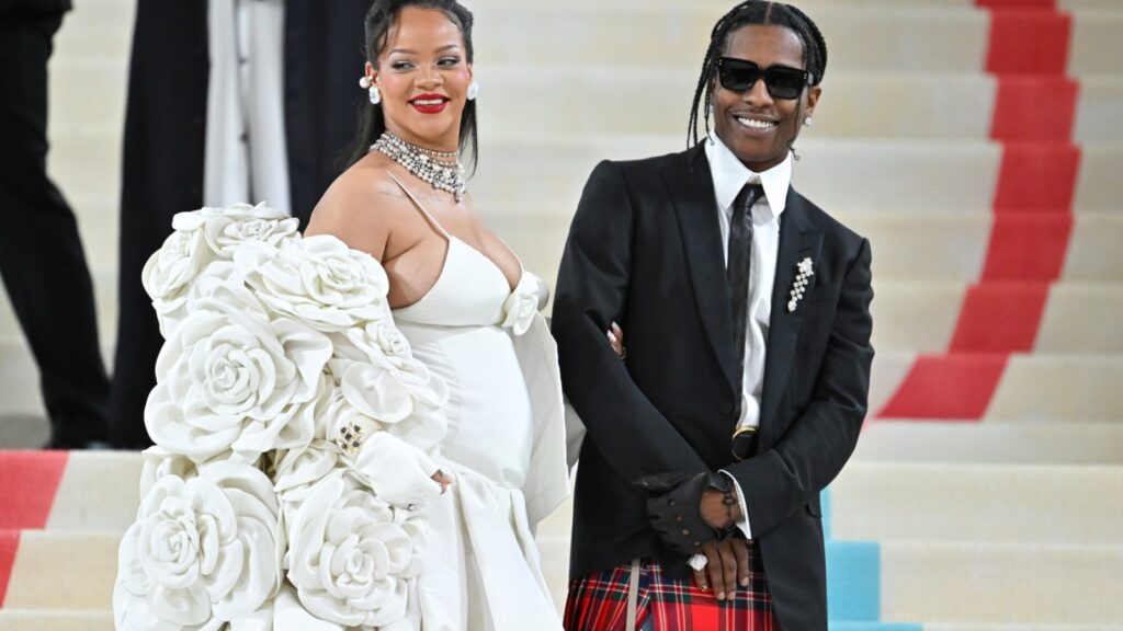 rihanna-and-a$ap-rocky’s-second-child-is-born