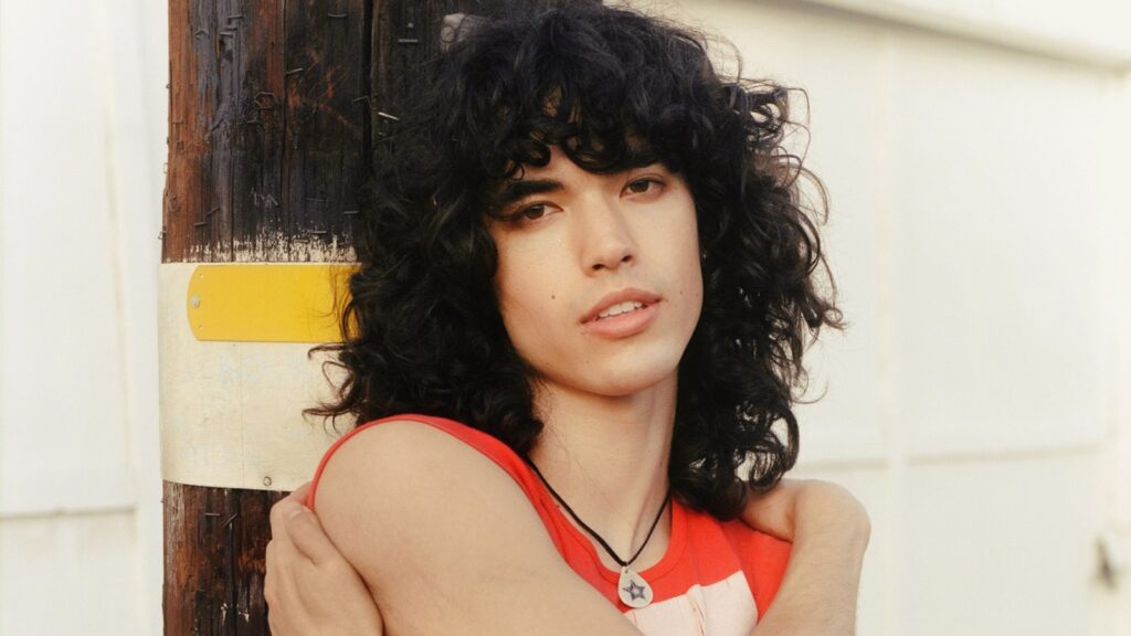 conan-gray-finds-‘freedom’-in-recognizing-he’s-hurt-on-‘winner’