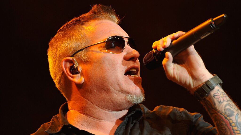 smash-mouth’s-lead-singer-steve-harwell-dead-at-56