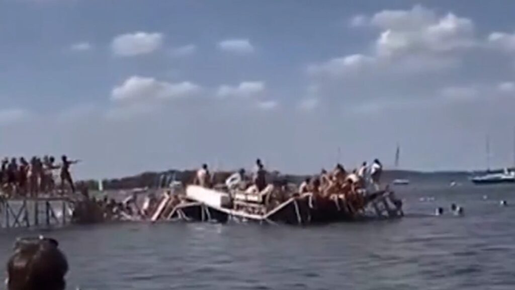 pier-collapses-and-dozens-of-u.-of-wisconsin-students-fall-into-lake