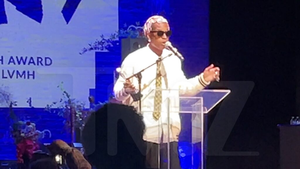 a$ap-rocky-receives-virgil-abloh-award-in-harlem