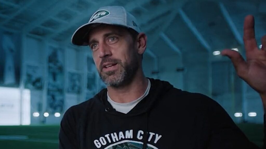 aaron-rodgers-details-ufo-sighting-on-‘hard-knocks’