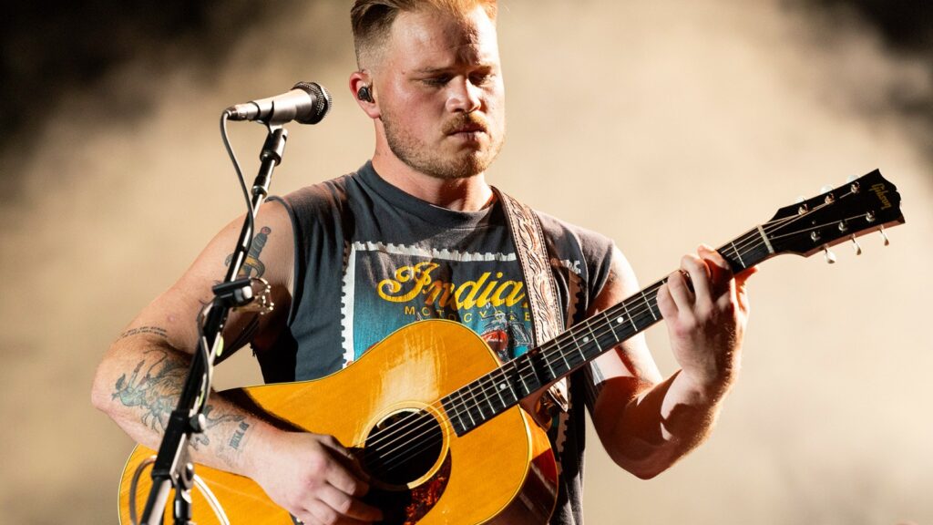 zach-bryan-returns-to-ticketmaster:-’one-guy-can’t-change-the-whole-system’