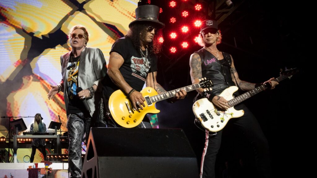 guns-n’-roses-postpone-st.-louis-concert-due-to-illness