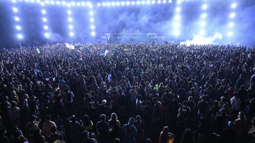 electric-zoo-organizers-hit-with-class-action-lawsuit-after-disastrous-2023-fest