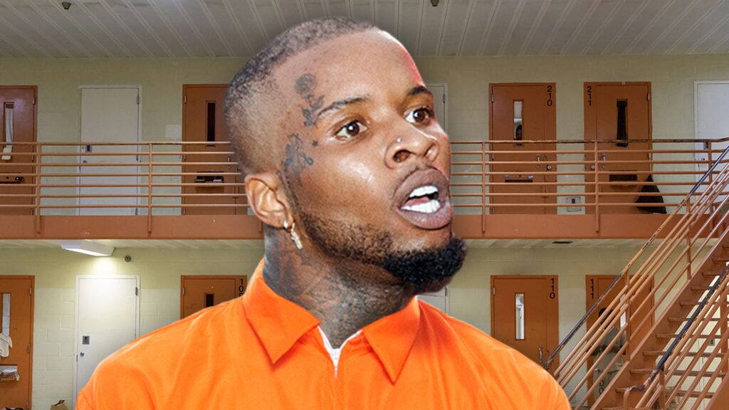 tory-lanez-prison-life-behind-bars,-all-alone-due-to-high-profile