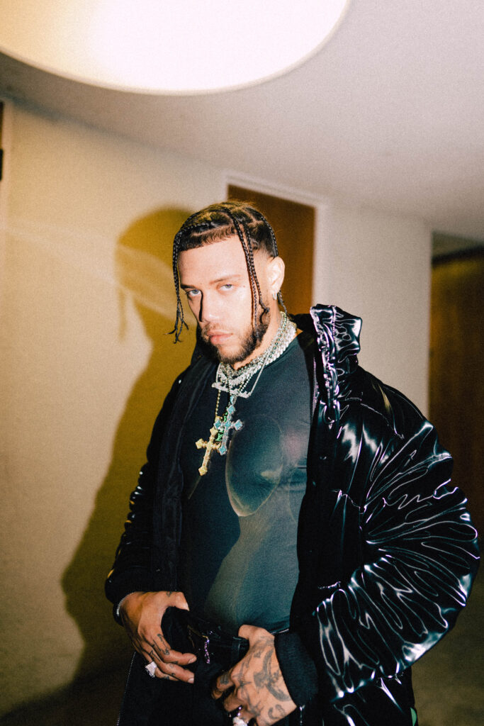 jhayco-is-pushing-reggaeton-forward-&-living-la-“vida-rockstar”