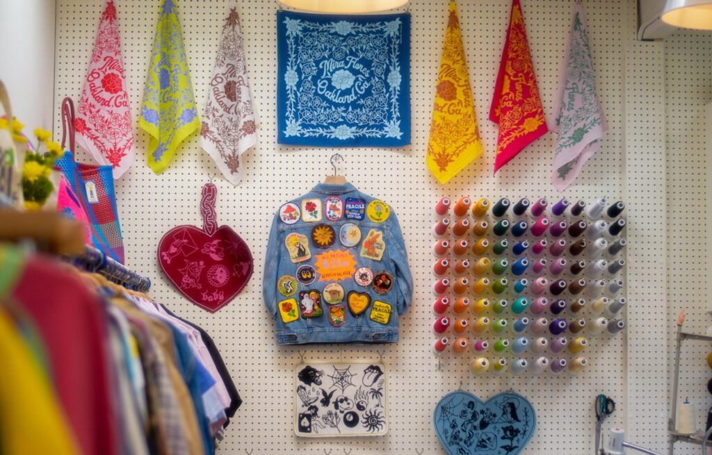 tattooing-on-clothes-with-chainstitch-embroidery-artist-samantha-saavedra