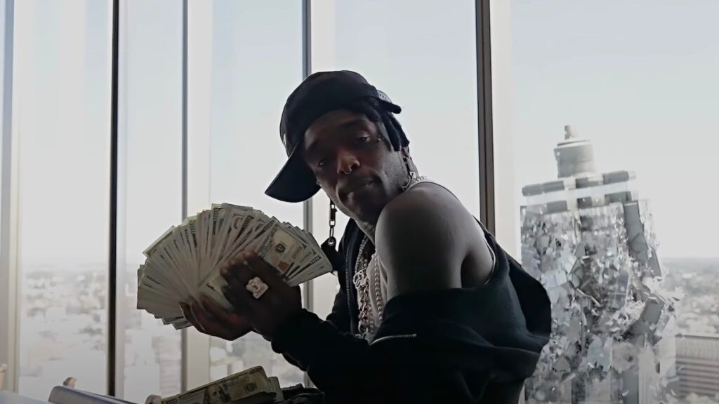 lil-uzi-vert-swears-to-‘never-fall-in-luv’-on-new-song-‘nfl’