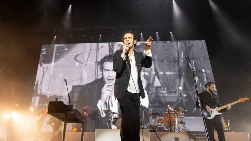 matty-healy-was-told-not-to-talk-about-the-malaysia-protest-kiss,-so-he-talked-about-the-malaysia-protest-kiss