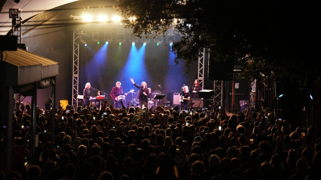 sxsw-2024-reveals-first-slate-of-showcasing-artists,-including-omar-s,-dry-cleaning,-hinds