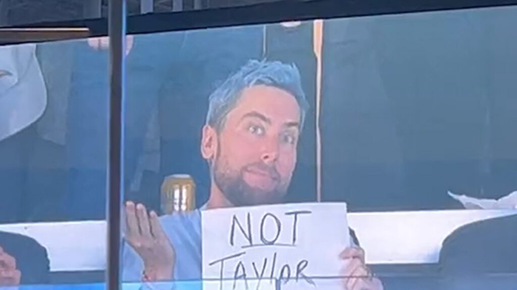 lance-bass-trolls-nfl-with-‘not-taylor-swift’-sign-during-chargers-game