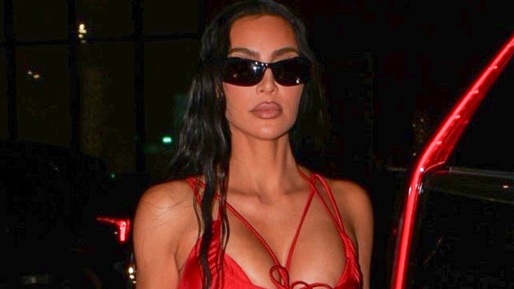 kim-kardashian-celebrates-her-43rd-bday-with-fam-and-celeb-friends