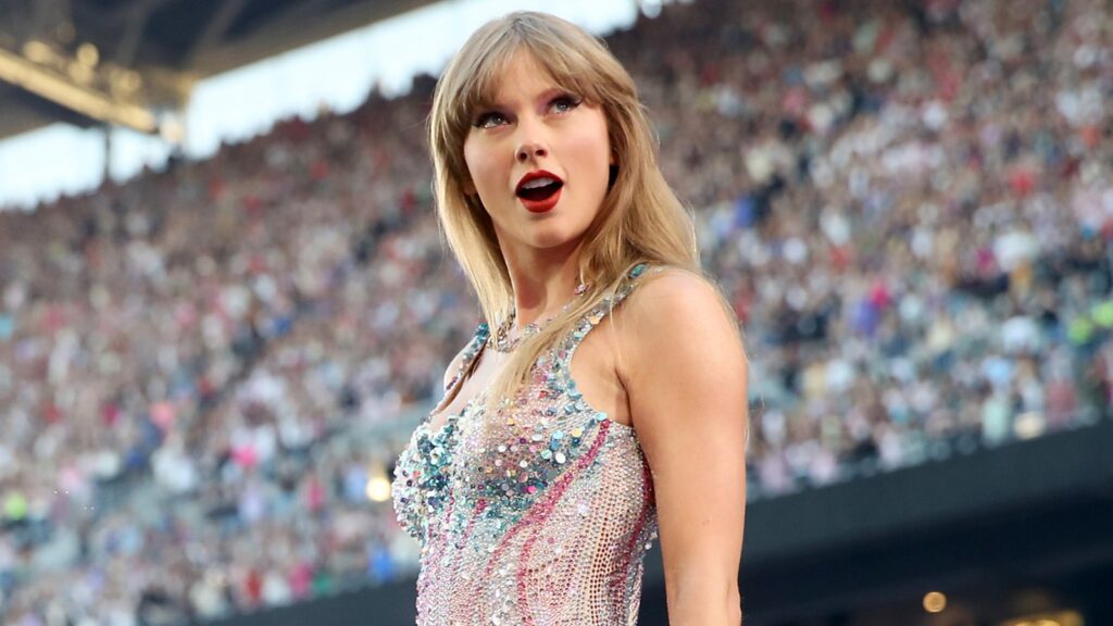 taylor-swift’s-‘cruel-summer’-finally-tops-hot-100-—-four-years-after-its-release