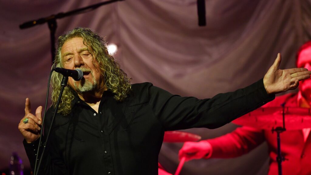 robert-plant-squashes-his-16-year-beef-with-‘stairway-to-heaven’