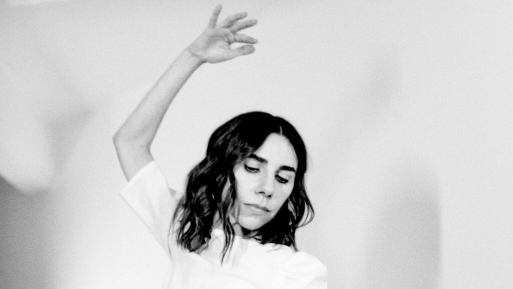 pj-harvey-sets-first-us.-live-appearance-in-six-years