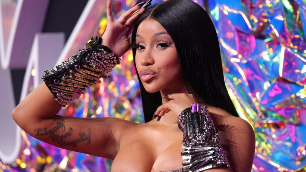 ‘in-the-mix’:-cardi-b,-niall-horan,-anitta-will-headline-tiktok’s-first-ever-live-music-event