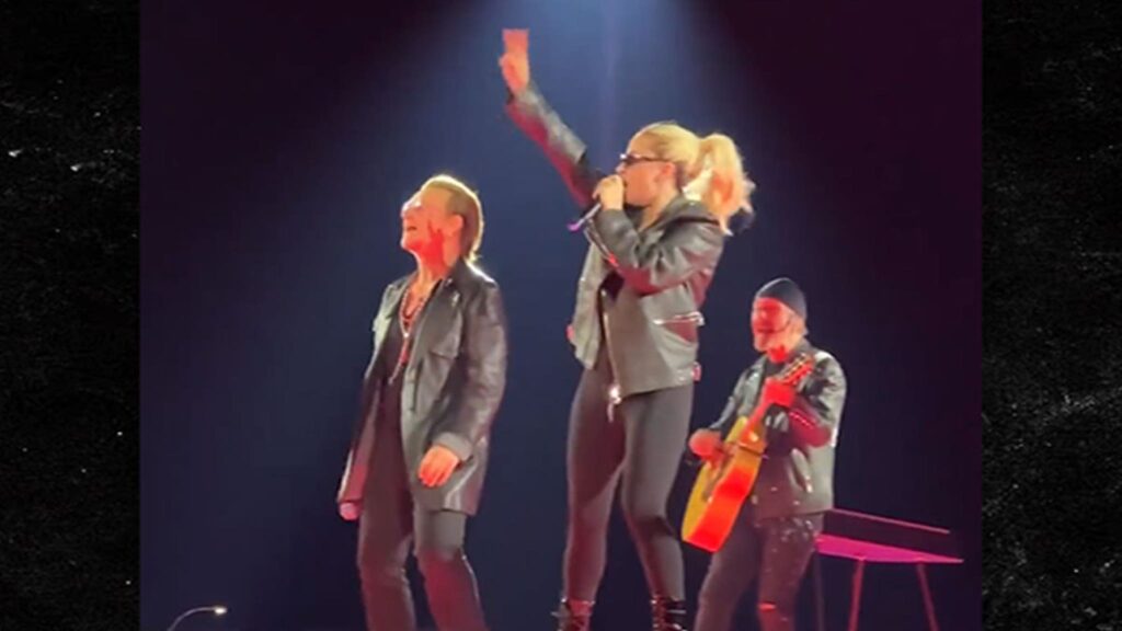 lady-gaga-does-surprise-performance-of-‘shallow’-with-u2-at-las-vegas-sphere