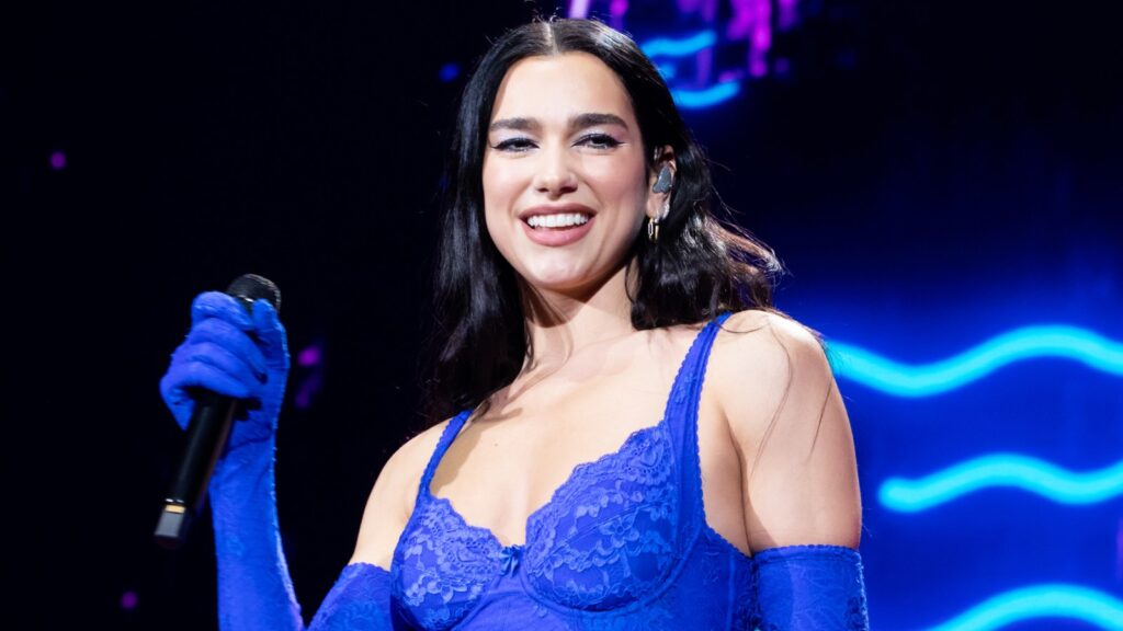 happy-duaween:-dua-lipa-drops-hauntingly-great-song-teaser