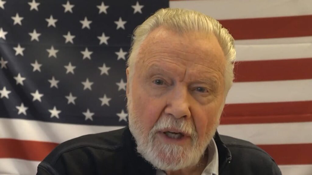 jon-voight-calls-out-daughter-angelina-jolie-over-palestine-stance