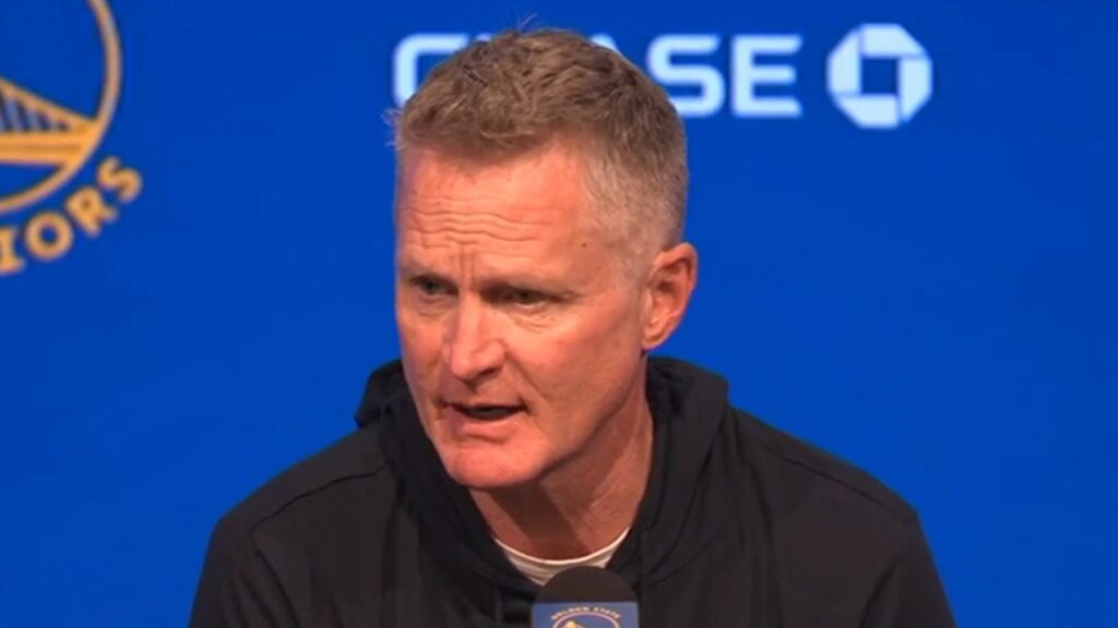 steve-kerr-slams-draymond-green-for-‘inexcusable’-chokehold,-‘5-games-is-deserved’