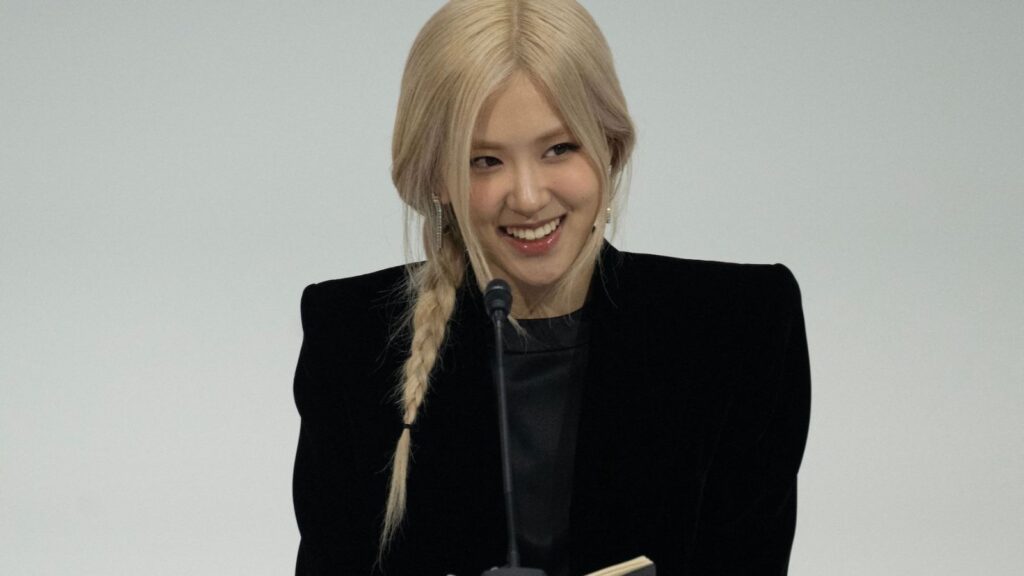 watch-blackpink’s-rose-talk-mental-health-at-jill-biden-hosted-summit