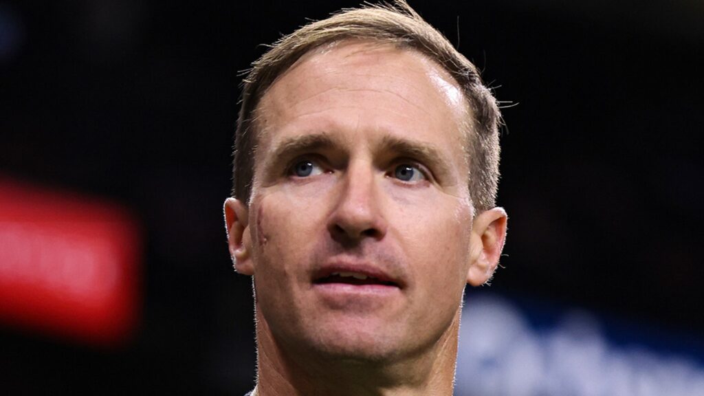 drew-brees-reveals-he-can-no-longer-throw-with-right-arm