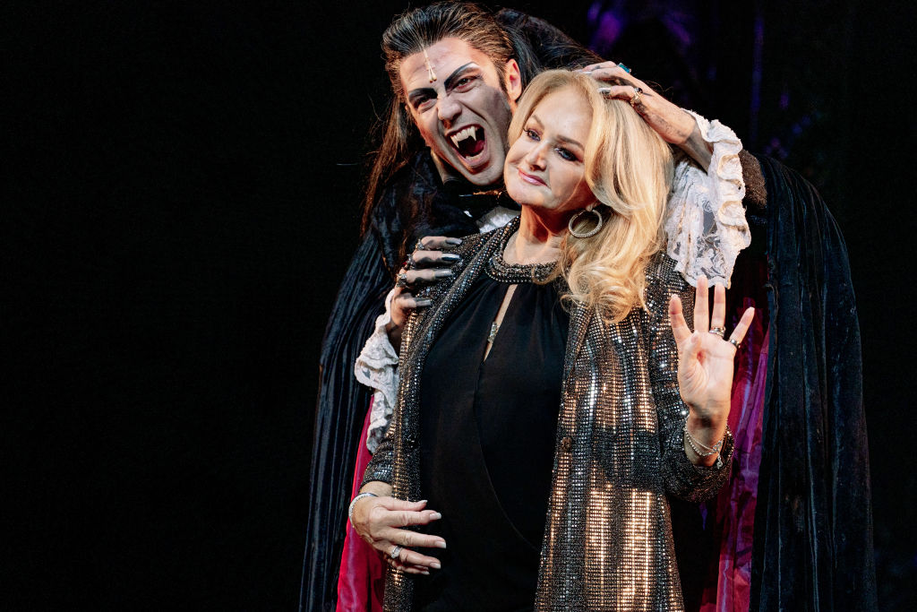 bonnie-tyler-says-‘total-eclipse-of-the-heart’-was-written-for-nosferatu-musical