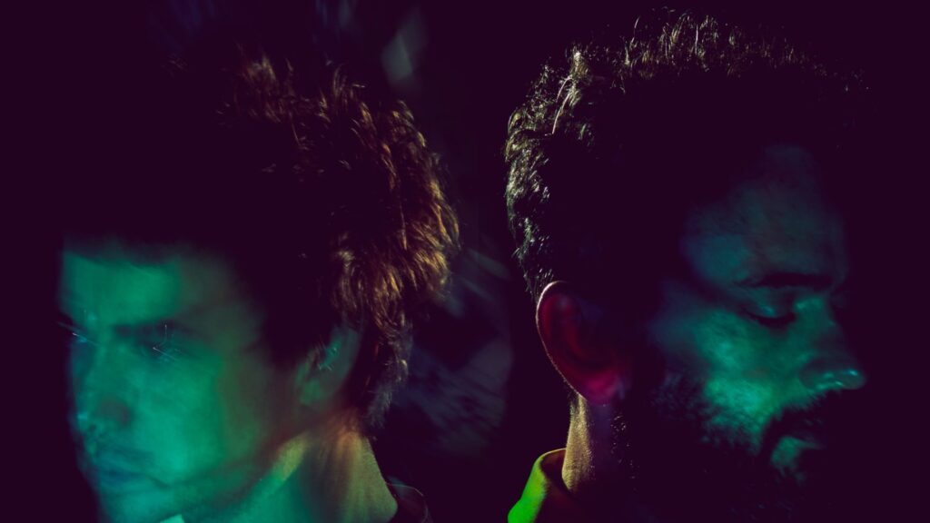 mgmt-conjure-the-nineties-in-new-‘bubblegum-dog’-video