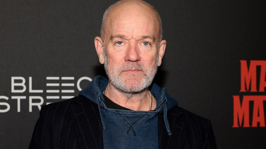 michael-stipe-assures-he’s-still-working-on-that-solo-album,-very-slowly