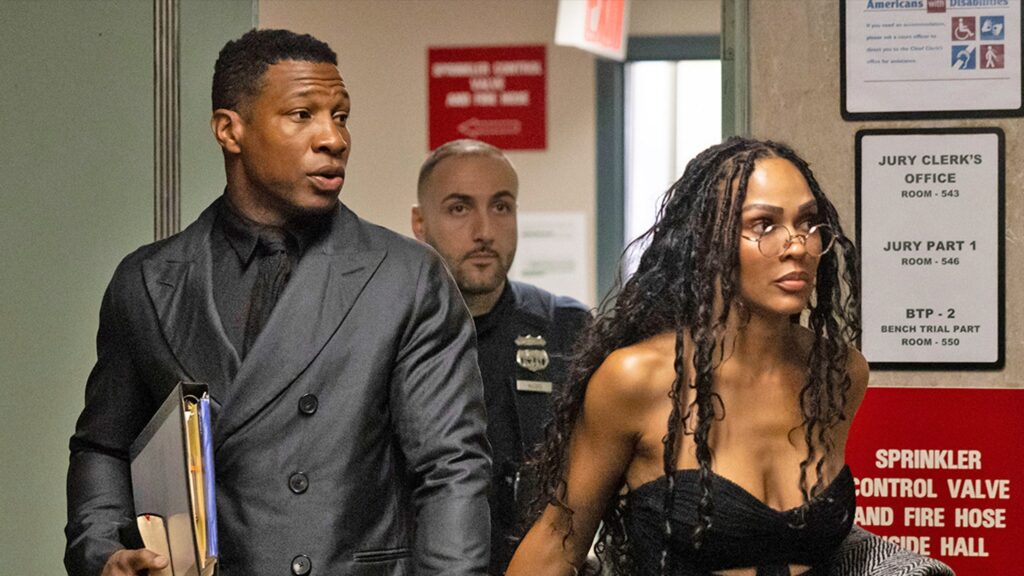 jonathan-majors-arrives-to-court-trial-with-meagan-good-for-opening-statements