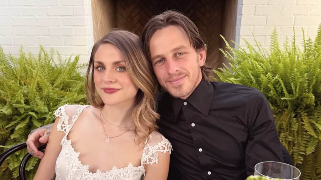 frances-bean-cobain-&-riley-hawk-seen-in-first-wedding-snap-from-tony-hawk