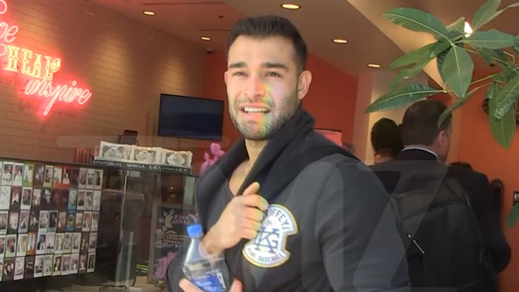 sam-asghari-grilled-about-britney,-jamie-spears-possibly-reconciling