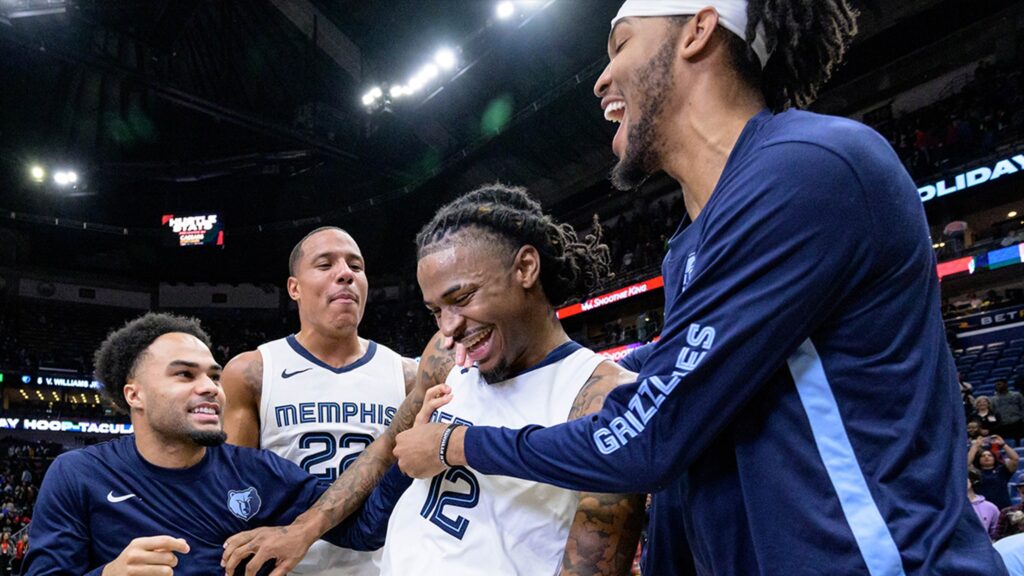 ja-morant-hits-game-winning-basket-in-return-from-25-game-suspension