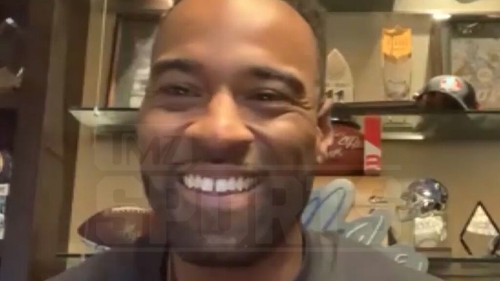 calvin-johnson-says-roman-reigns-was-‘a-badass’-at-gt,-wwe-career-not-surprising